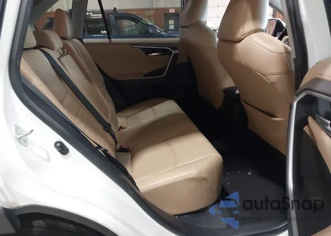 2019 Toyota Rav4 Limited z USA, uszkodzony, nr VIN JTMN1RFV2KD514521